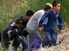 Texas Planning Border 'Surge' Against Undocumented Immigrants (Video)